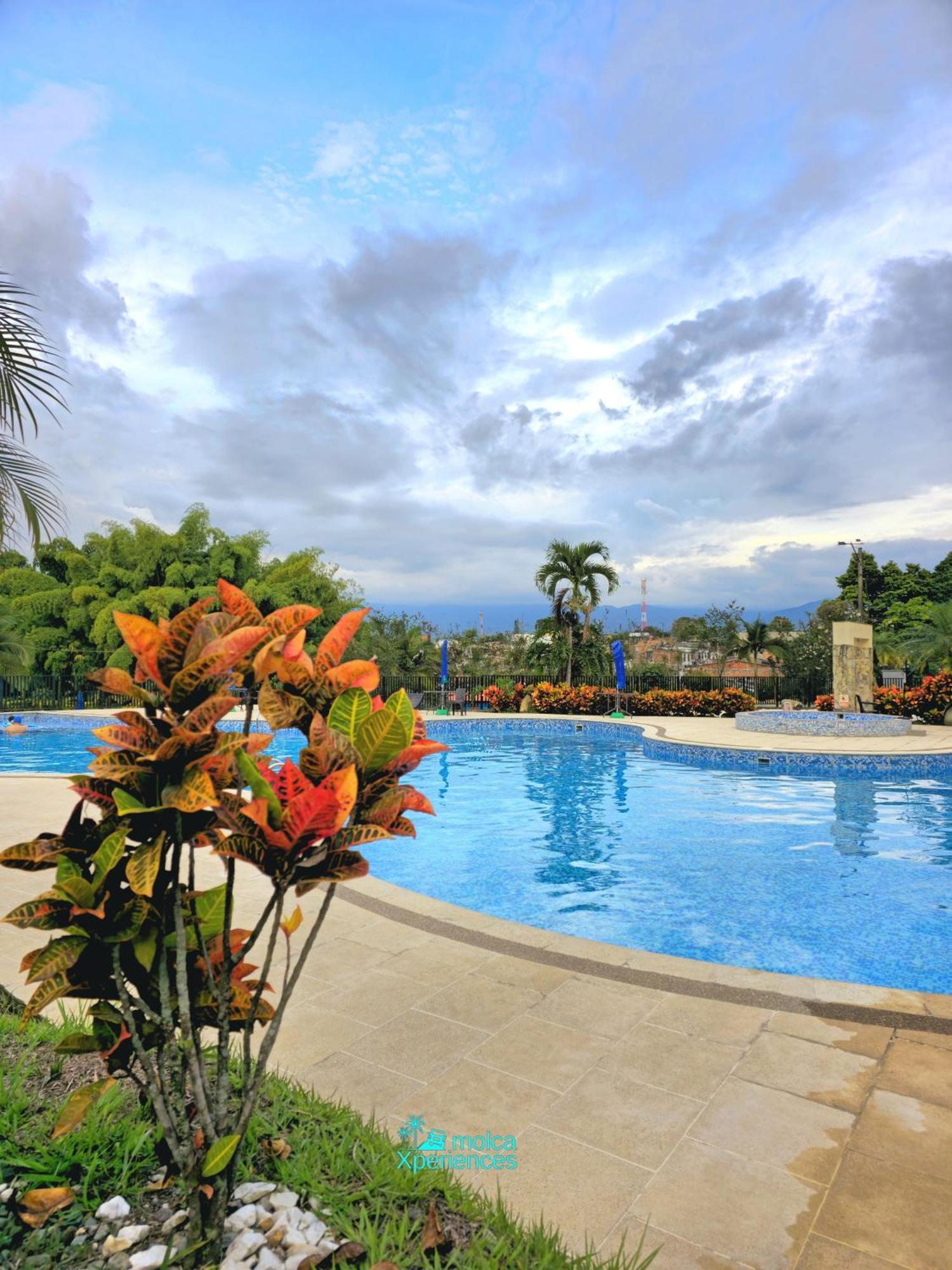 Apartamento Privado Vacacional A 5M Del Aeropuerto, 20 Minutos Del Parque Del Cafe Y Centro De Armenia Con 4 Piscinas, 3 Jacuzzi, Sauna By Molca Xperiences 3H Buitenkant foto