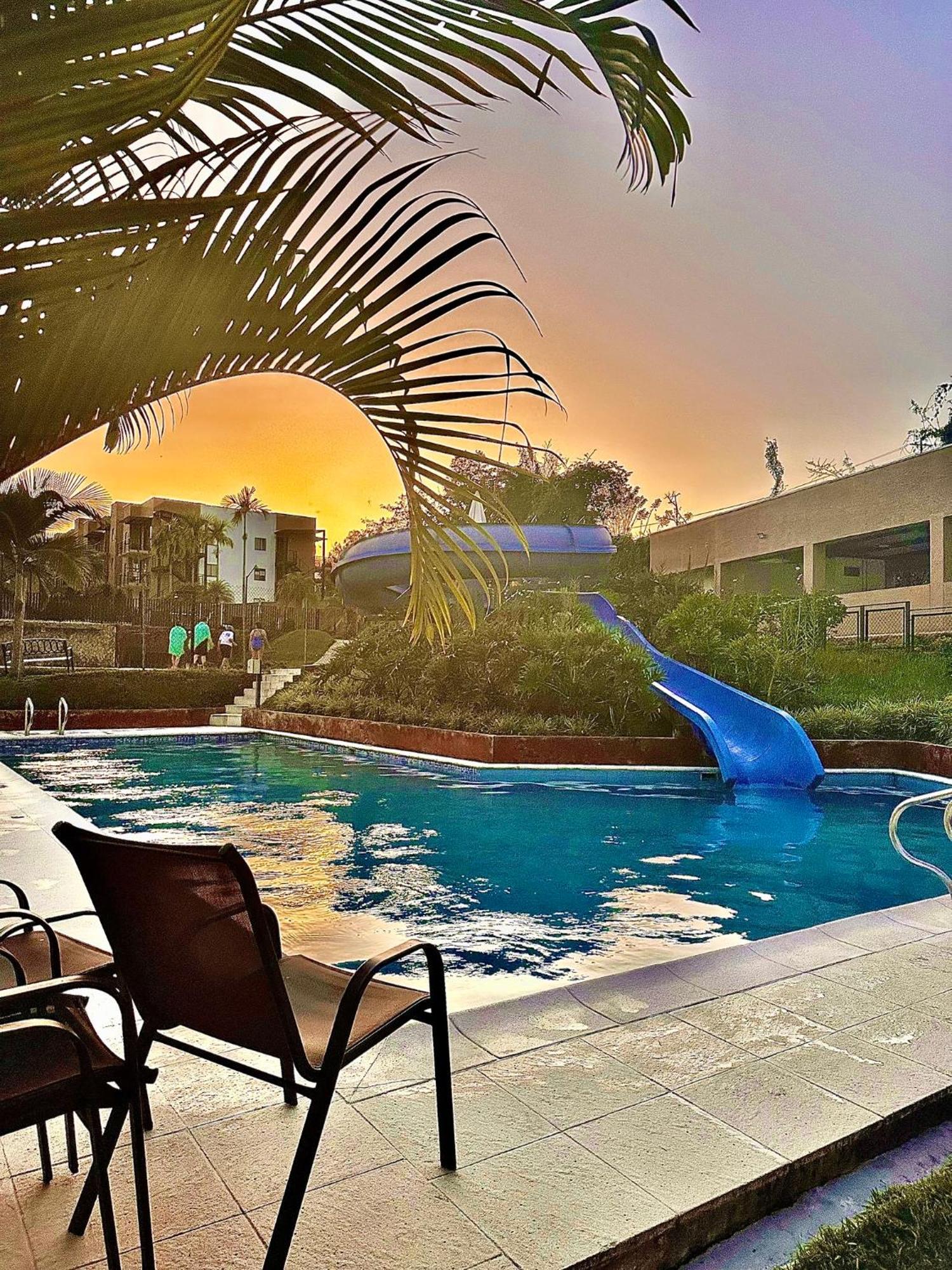 Apartamento Privado Vacacional A 5M Del Aeropuerto, 20 Minutos Del Parque Del Cafe Y Centro De Armenia Con 4 Piscinas, 3 Jacuzzi, Sauna By Molca Xperiences 3H Buitenkant foto